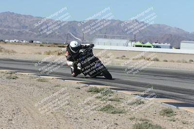 media/Oct-30-2025-Racers Edge (Thu) [[dabbdaf680]]/3-B Group/Session 3 (Turn 15 Inside)/